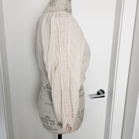 Spell Harmony Crochet Crop Peasant Blouse - Picture 6 of 15